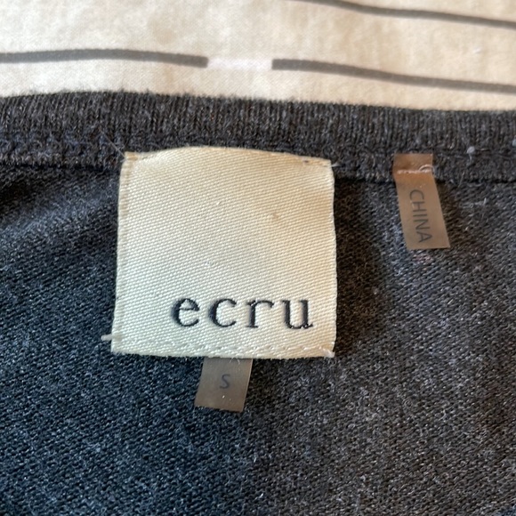 ECRU MODAL SWEATER.  SIZE SMALL. - Picture 4 of 8